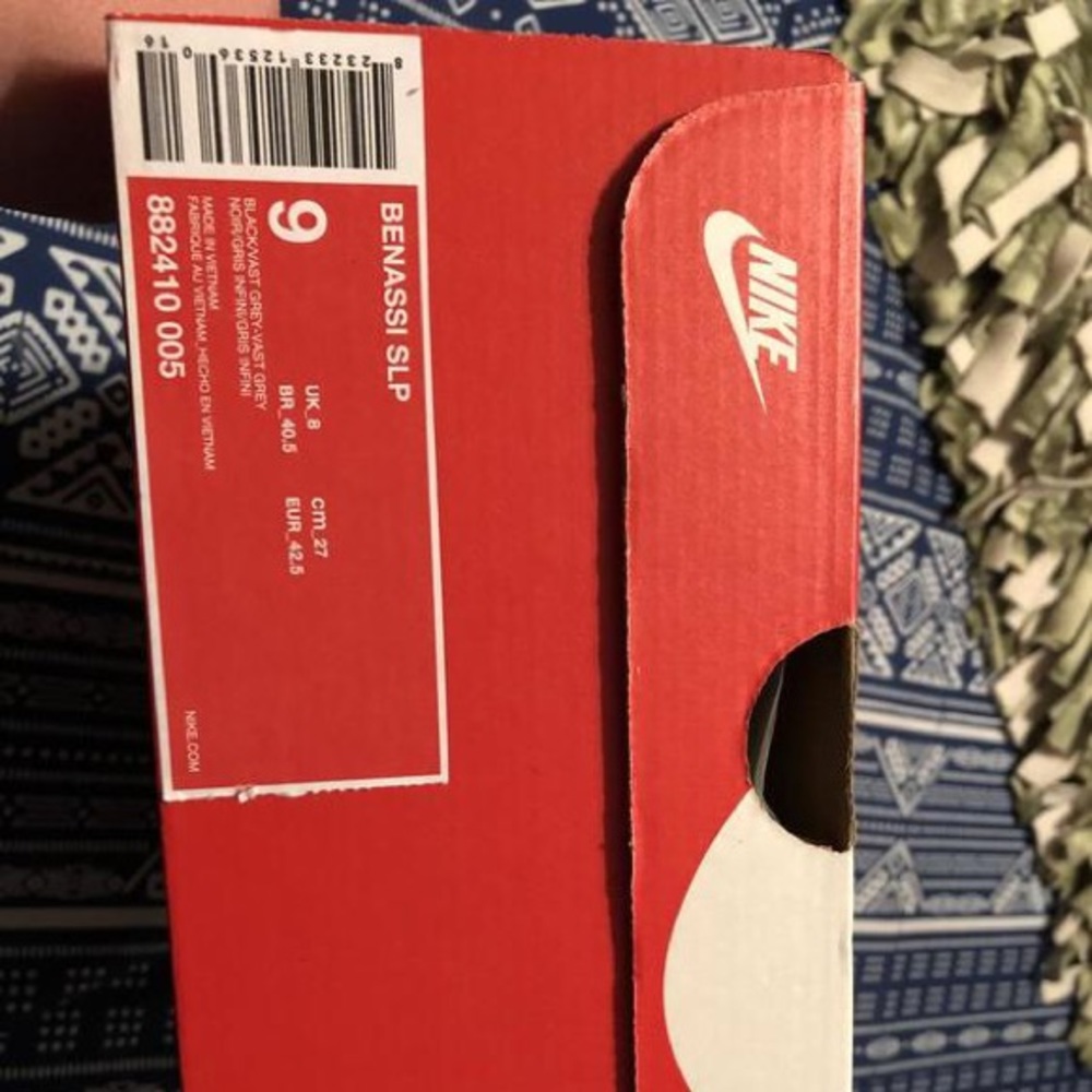 Nike off court slides BOX